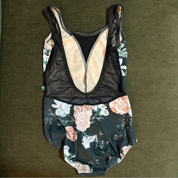 Luckyleo Dart Leo in Noir Antoinette - Picture 3 of 4